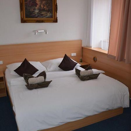 Hotel O.K. 1 بيرون المظهر الخارجي الصورة